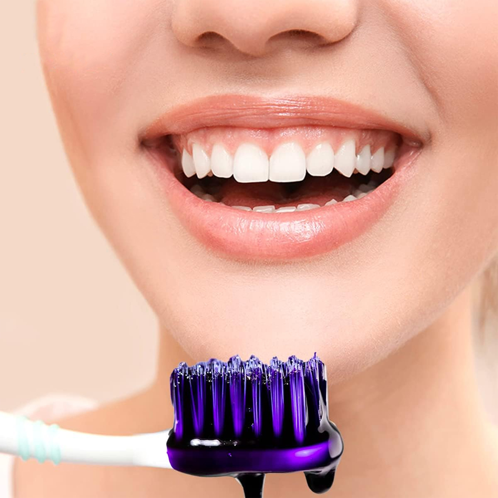 تنظيف الاسنان